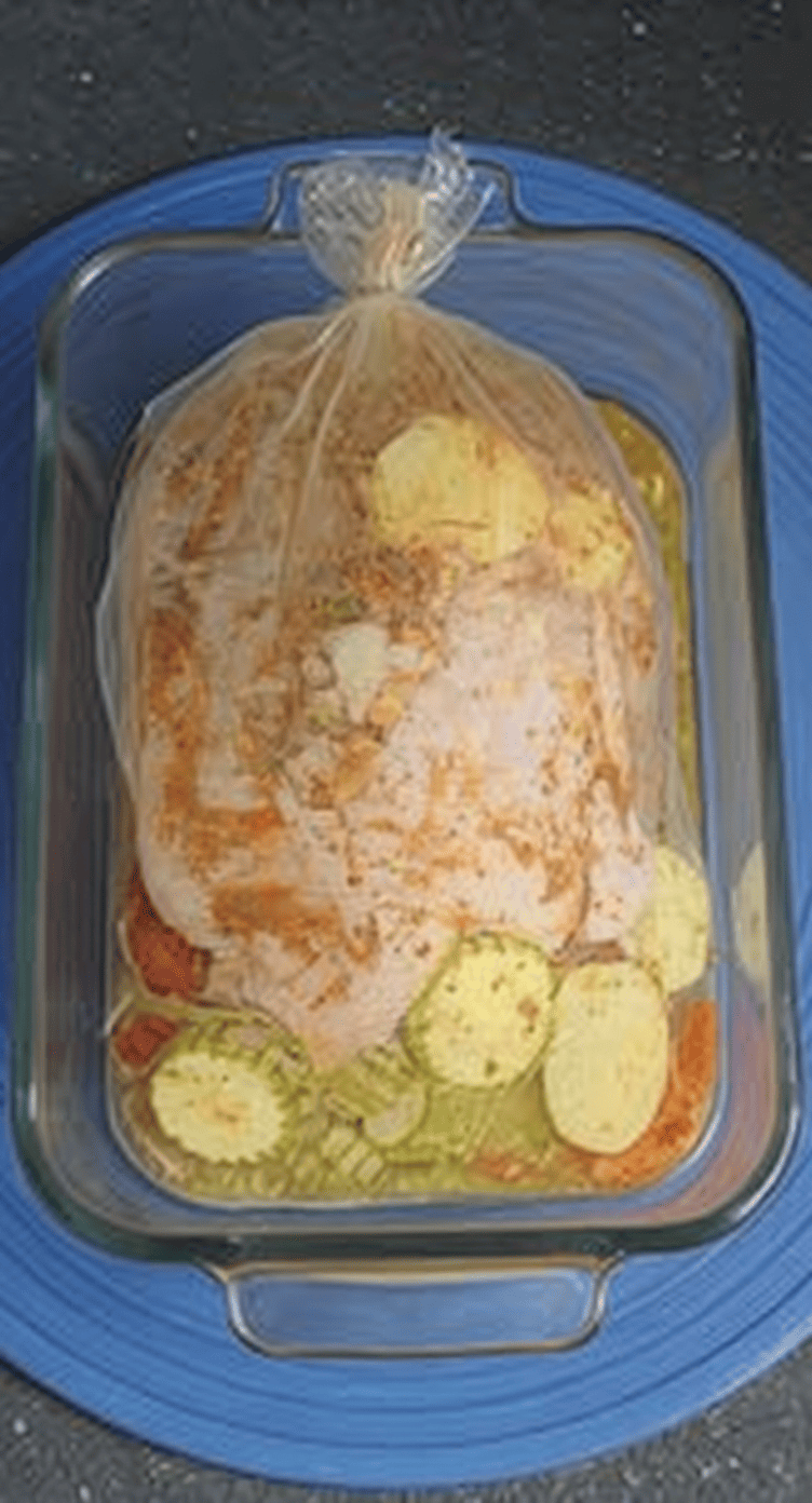 دجاج فى الكيس الحرارى مع الخضار المشكل 